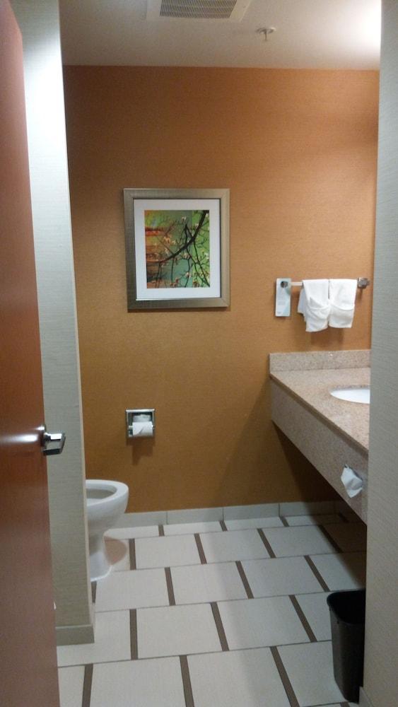 Fairfield Inn And Suites By Marriott Тифтон Экстерьер фото
