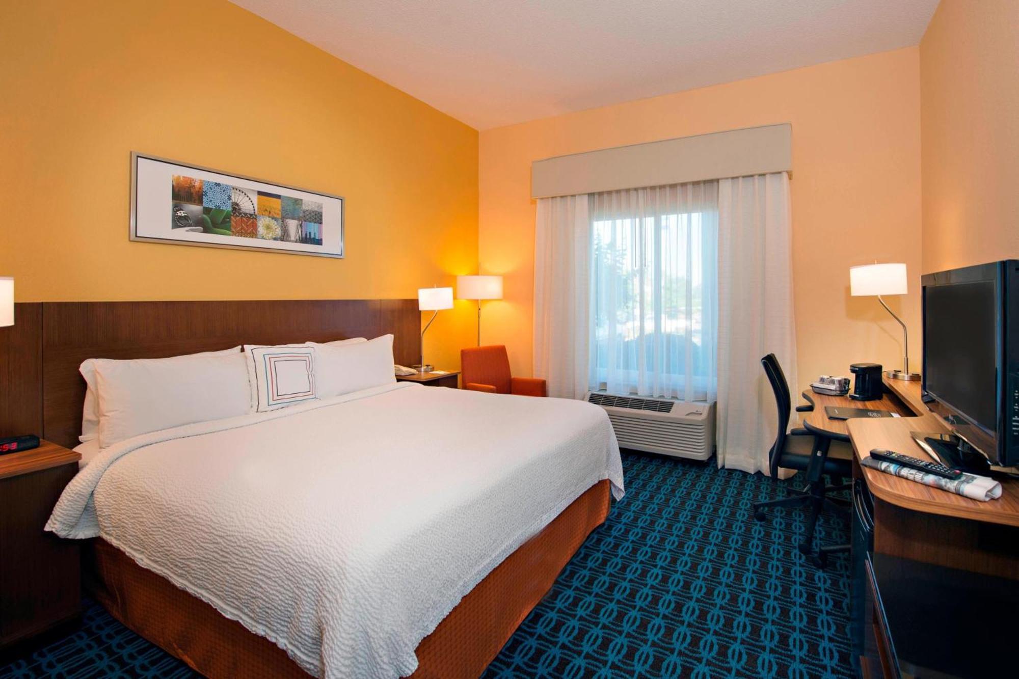 Fairfield Inn And Suites By Marriott Тифтон Экстерьер фото