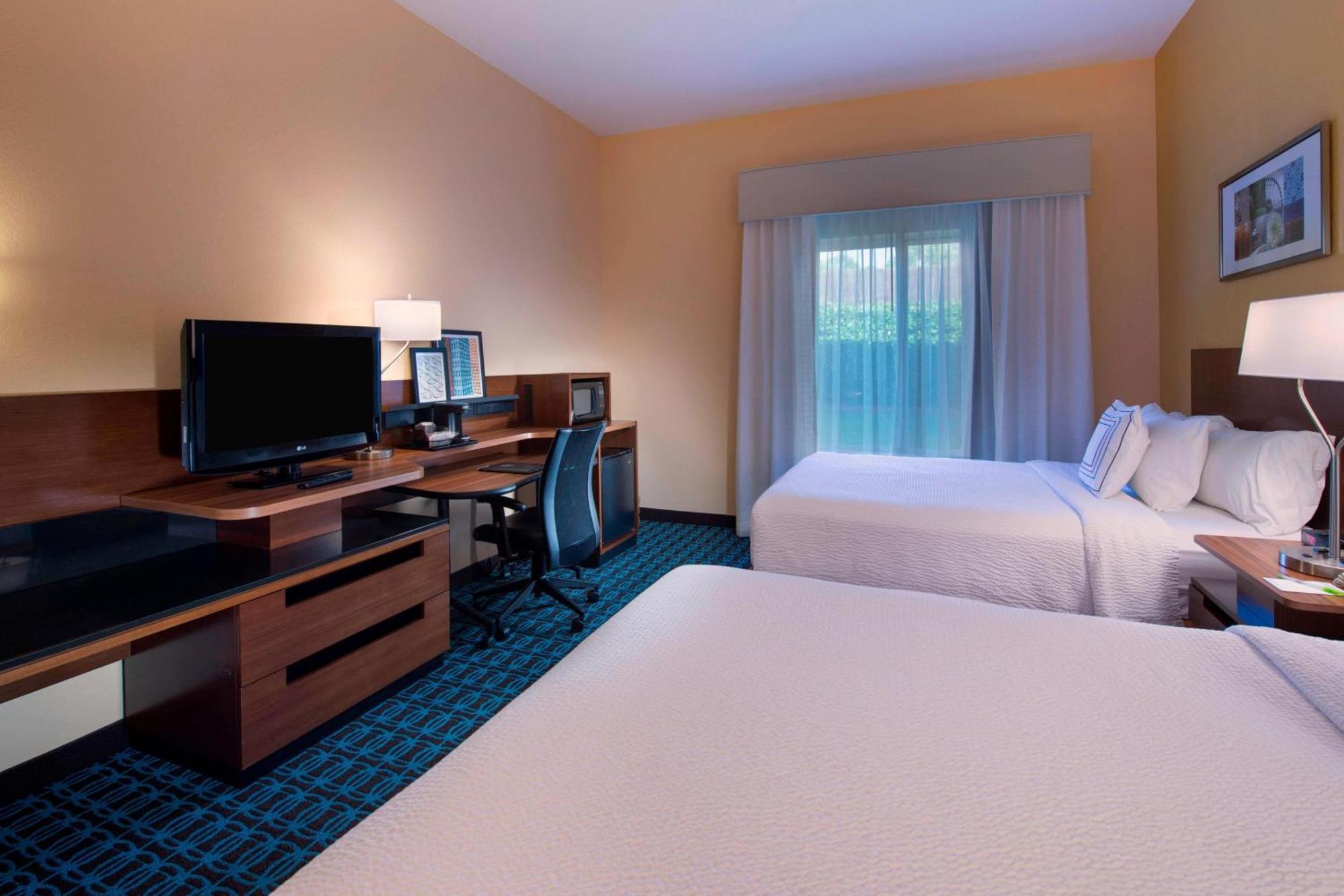 Fairfield Inn And Suites By Marriott Тифтон Экстерьер фото