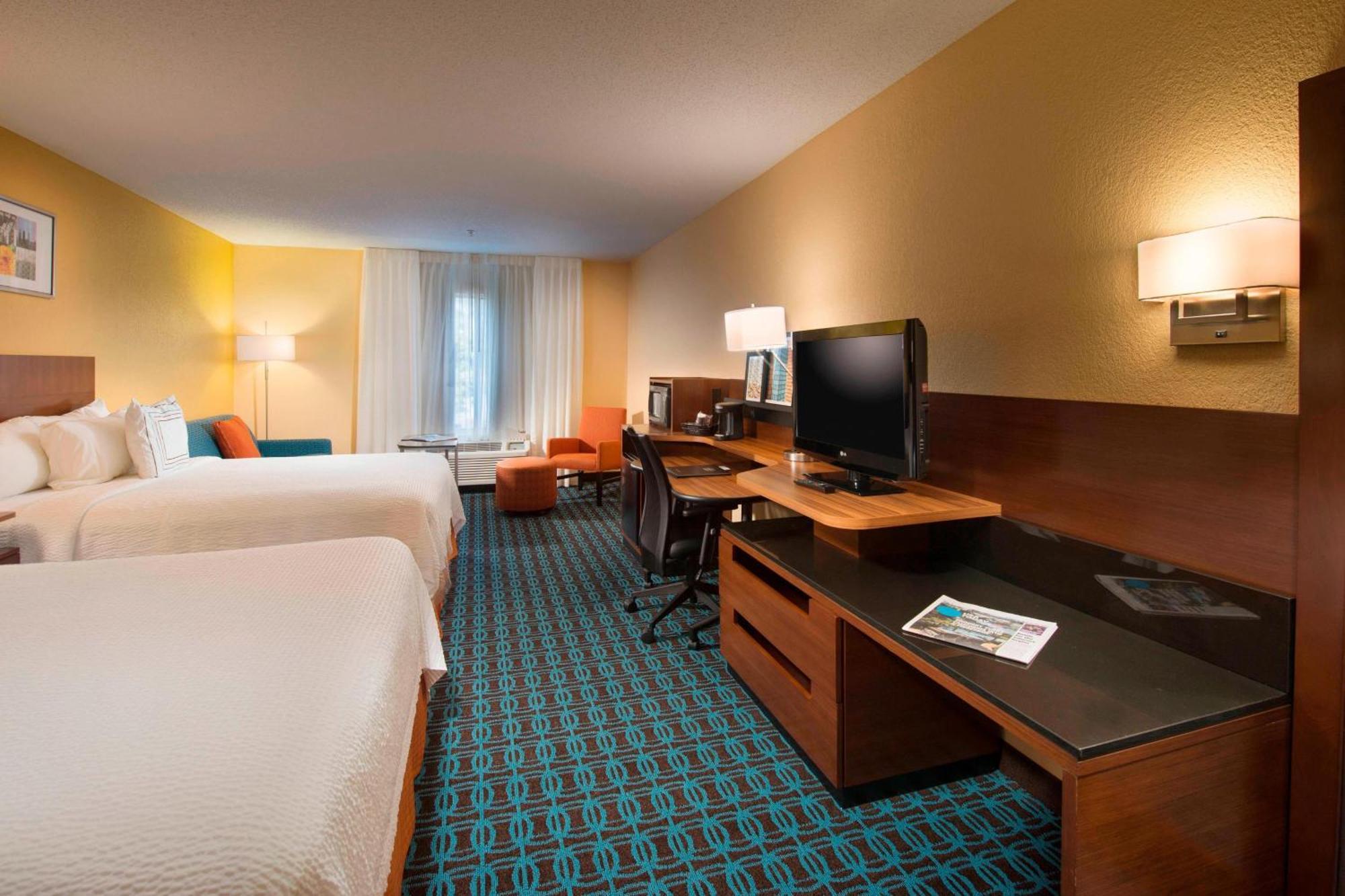 Fairfield Inn And Suites By Marriott Тифтон Экстерьер фото