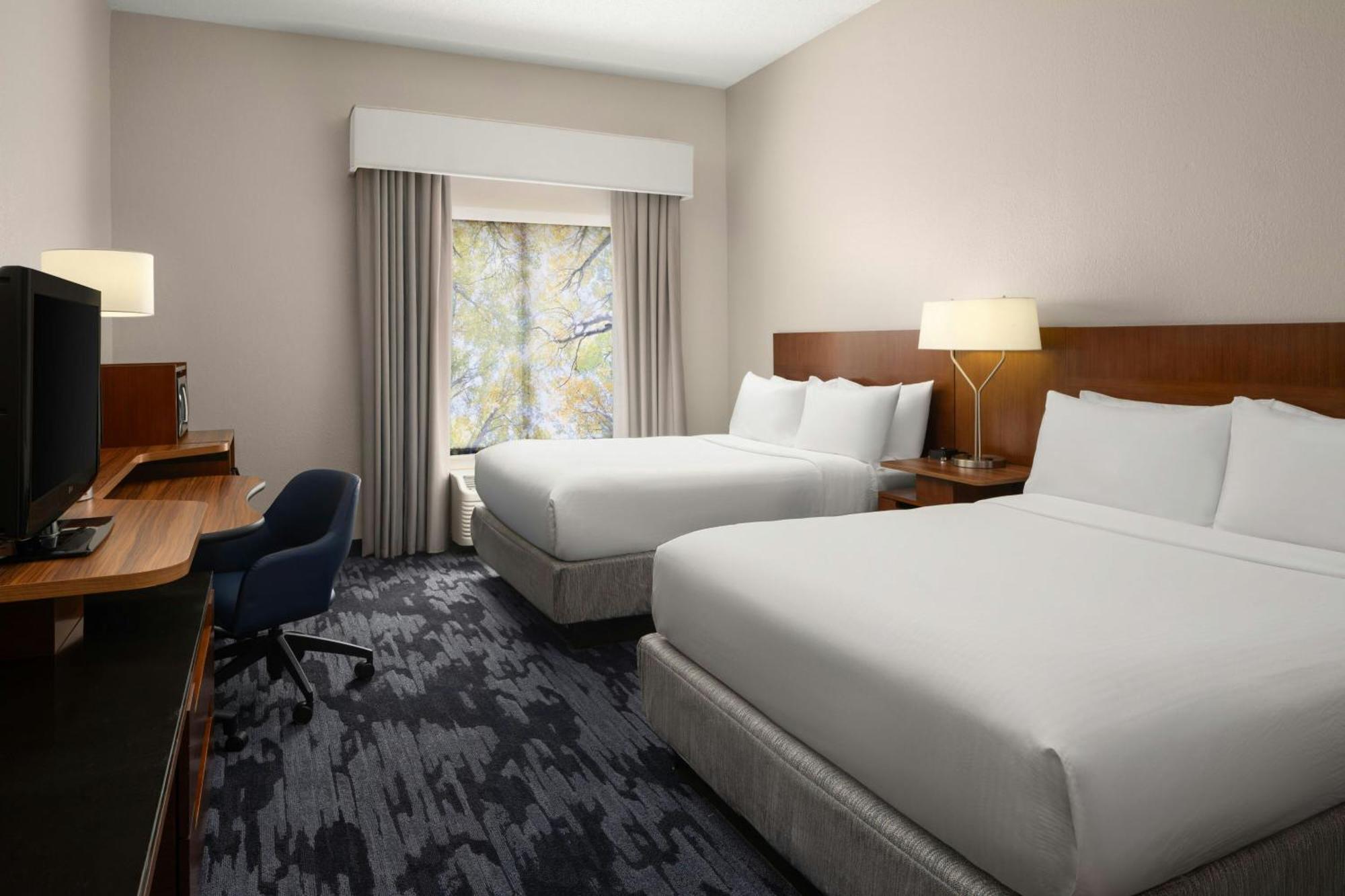 Fairfield Inn And Suites By Marriott Тифтон Экстерьер фото