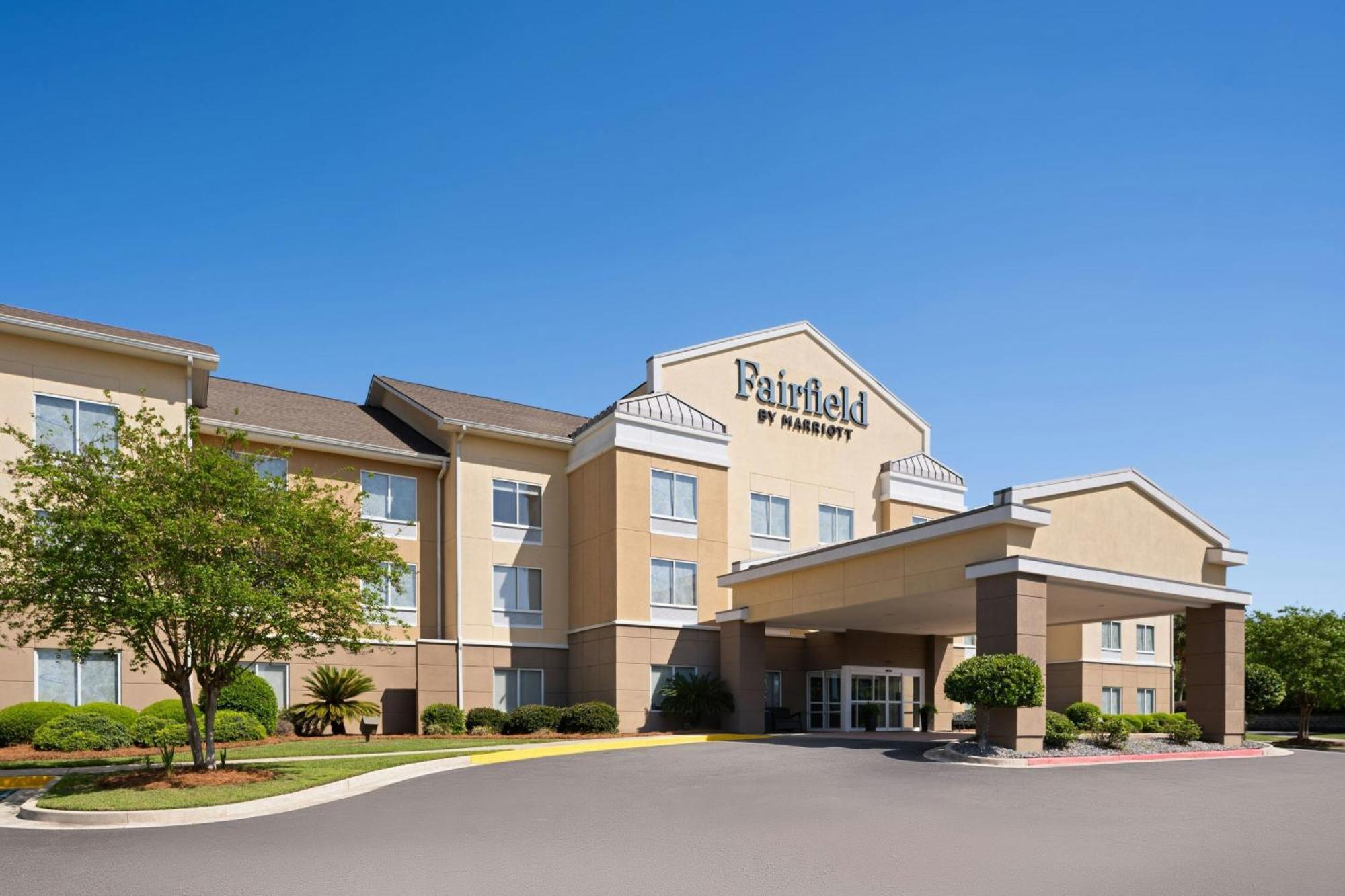 Fairfield Inn And Suites By Marriott Тифтон Экстерьер фото